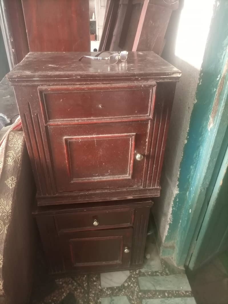 second hand bed sat 1