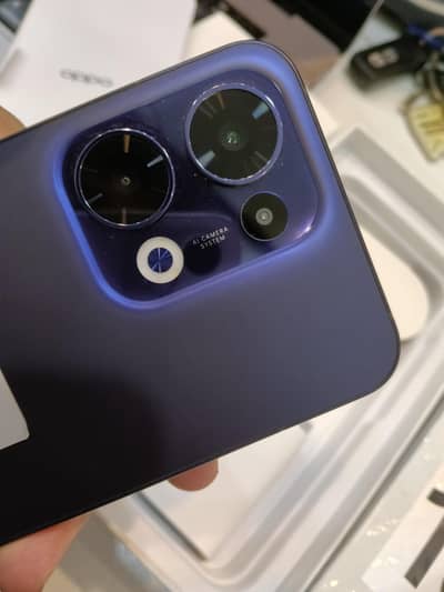 OPPO Reno13 (12/126)