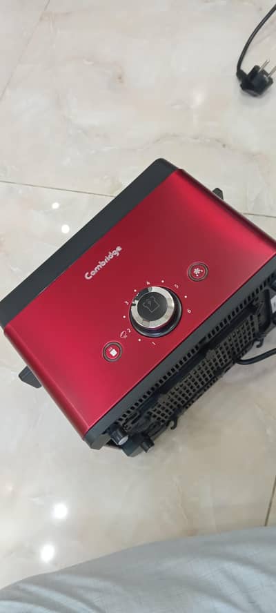 Good Condition Electric Cambridge Toaster