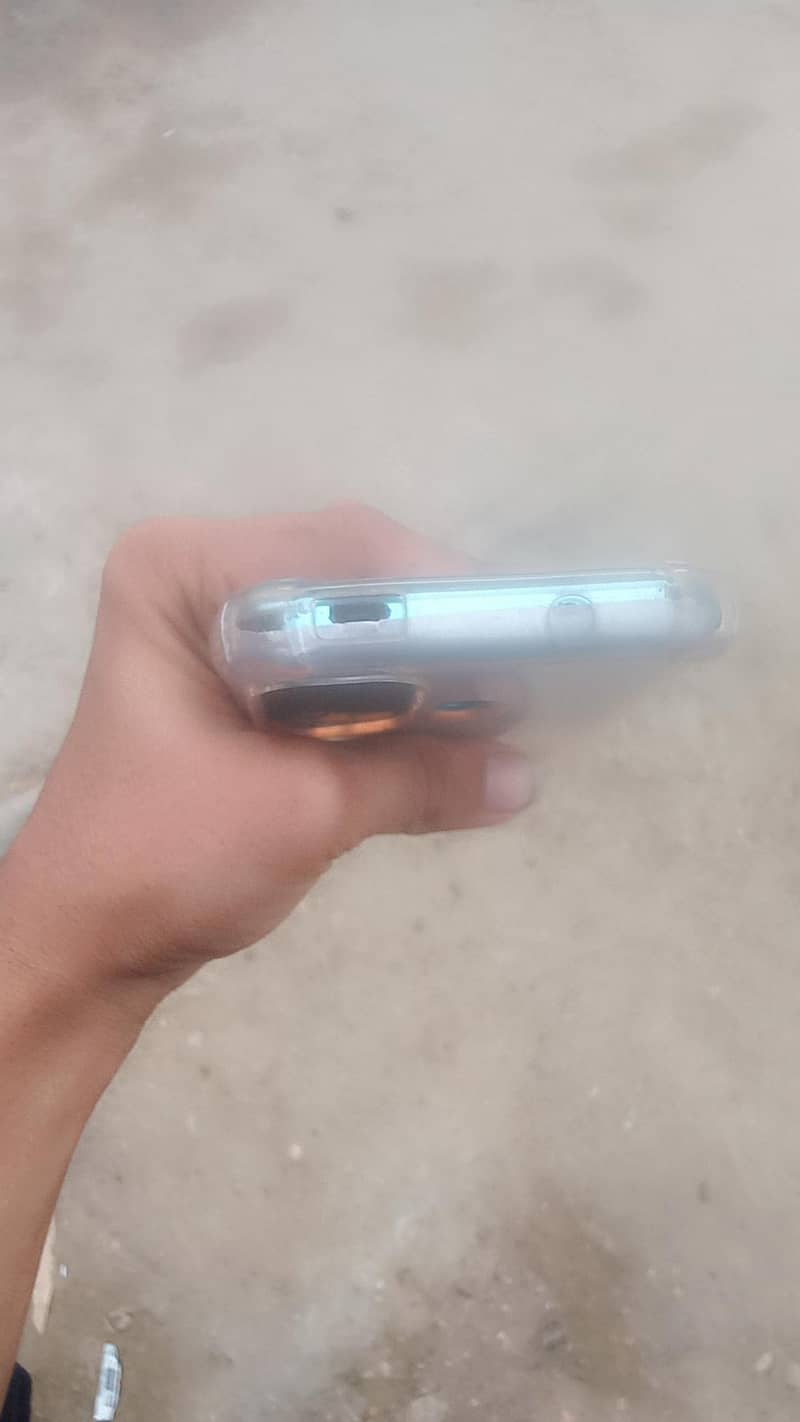 Itel A04 3