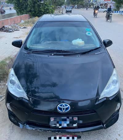 Toyota Aqua 2012/2017 S push start Urgent sell 0331-3727300