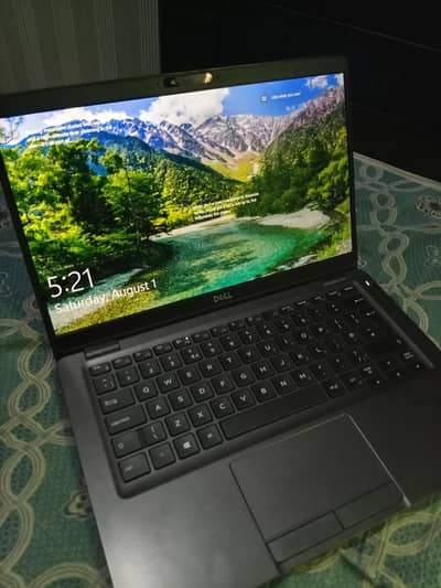 Sell latitude 5300 10/10