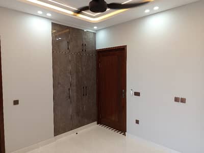 Idyllic House Available In Central Park - Block E For sale