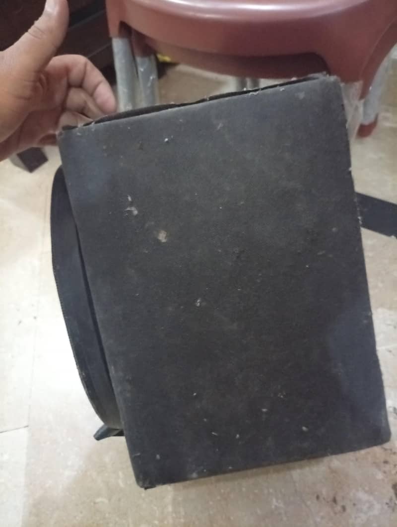 Speaker with Box. 1