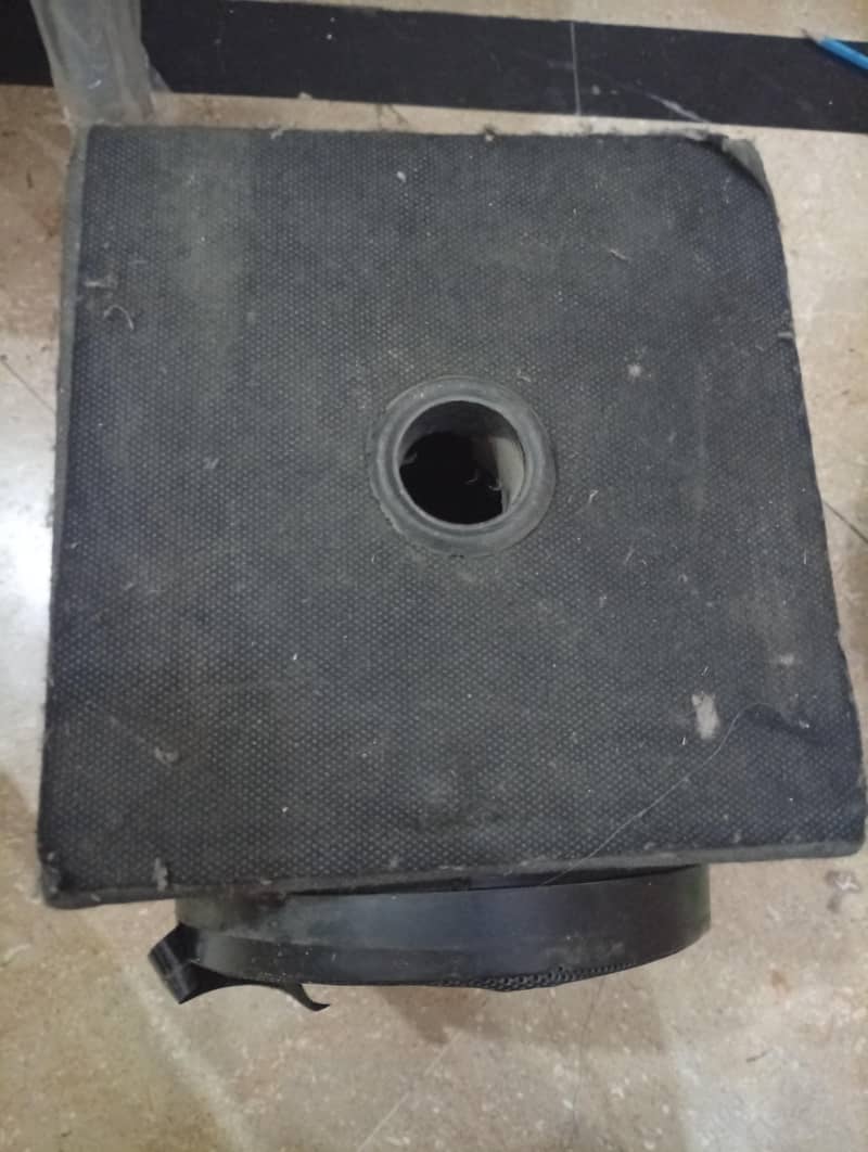 Speaker with Box. 2