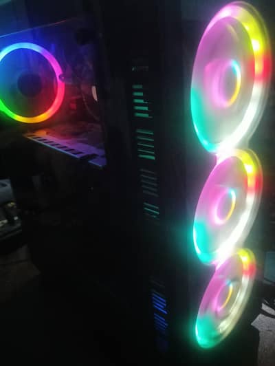 GAMING PC SAPPHIRE RX 580 8GB DDR5 16GB RAM perfect for 1080p