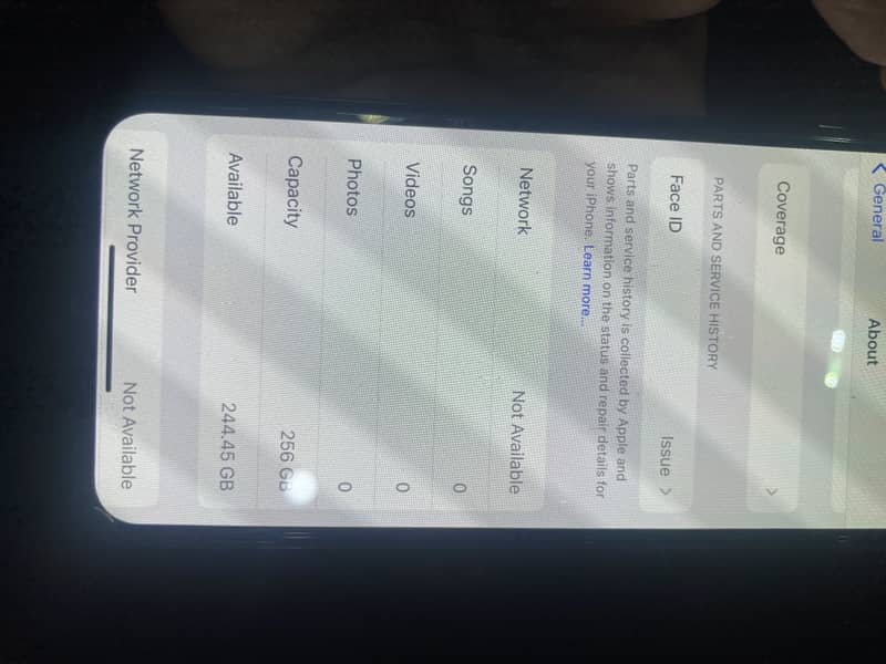 Apple iPhone X 4