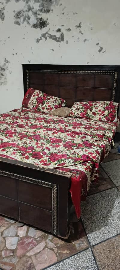 bed for sale  contact number 03131519482