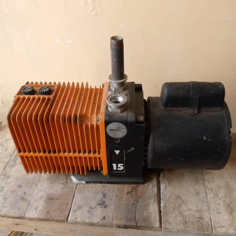 vacuum pump 0