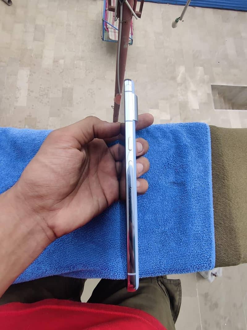 Google Pixel 8 Pro 5