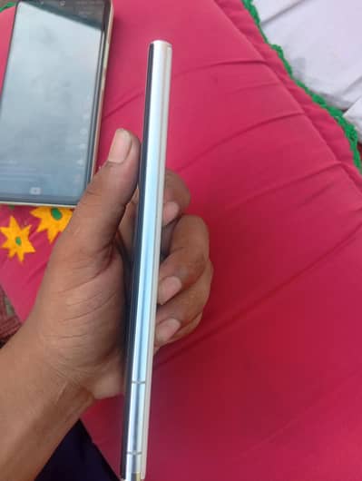 Samsung Mobile S22 Ultra