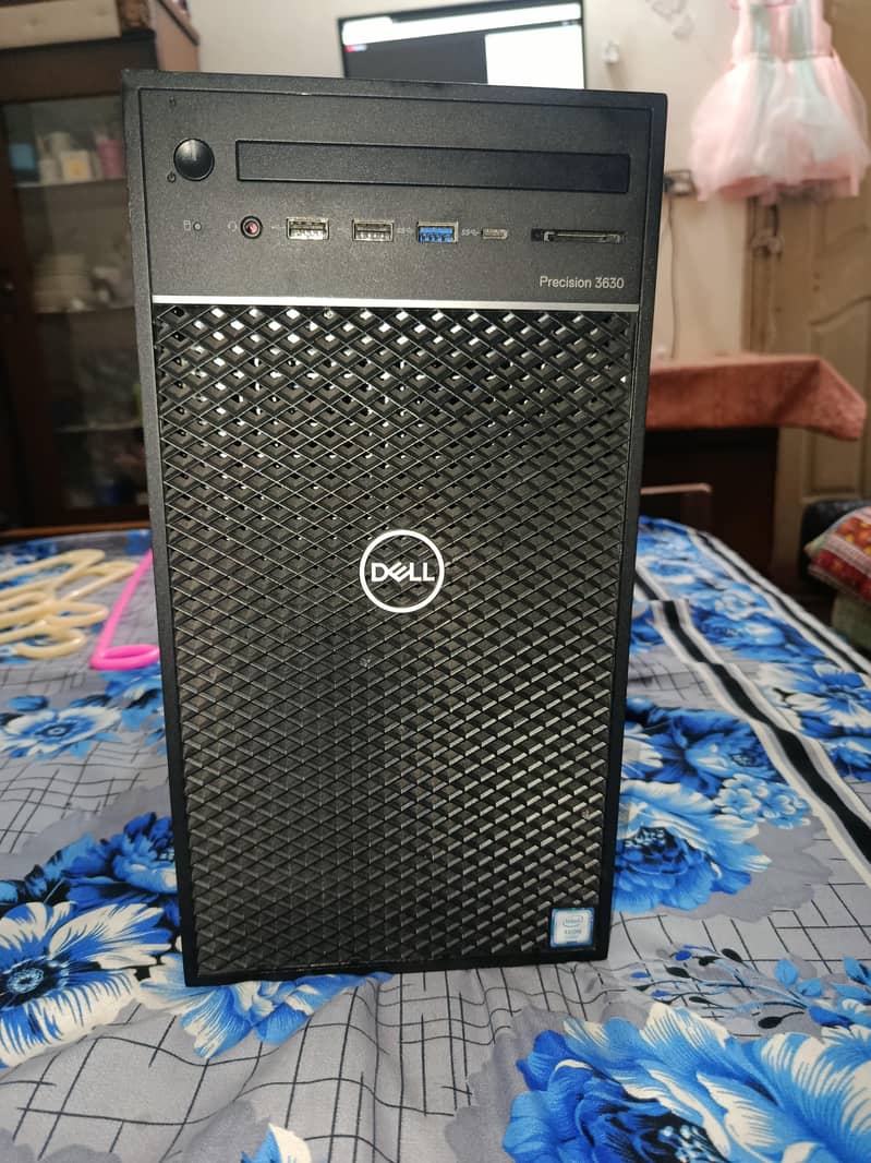 Dell precision 3630 1