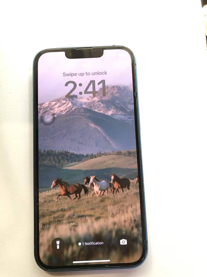 IPhone 13 JV 1