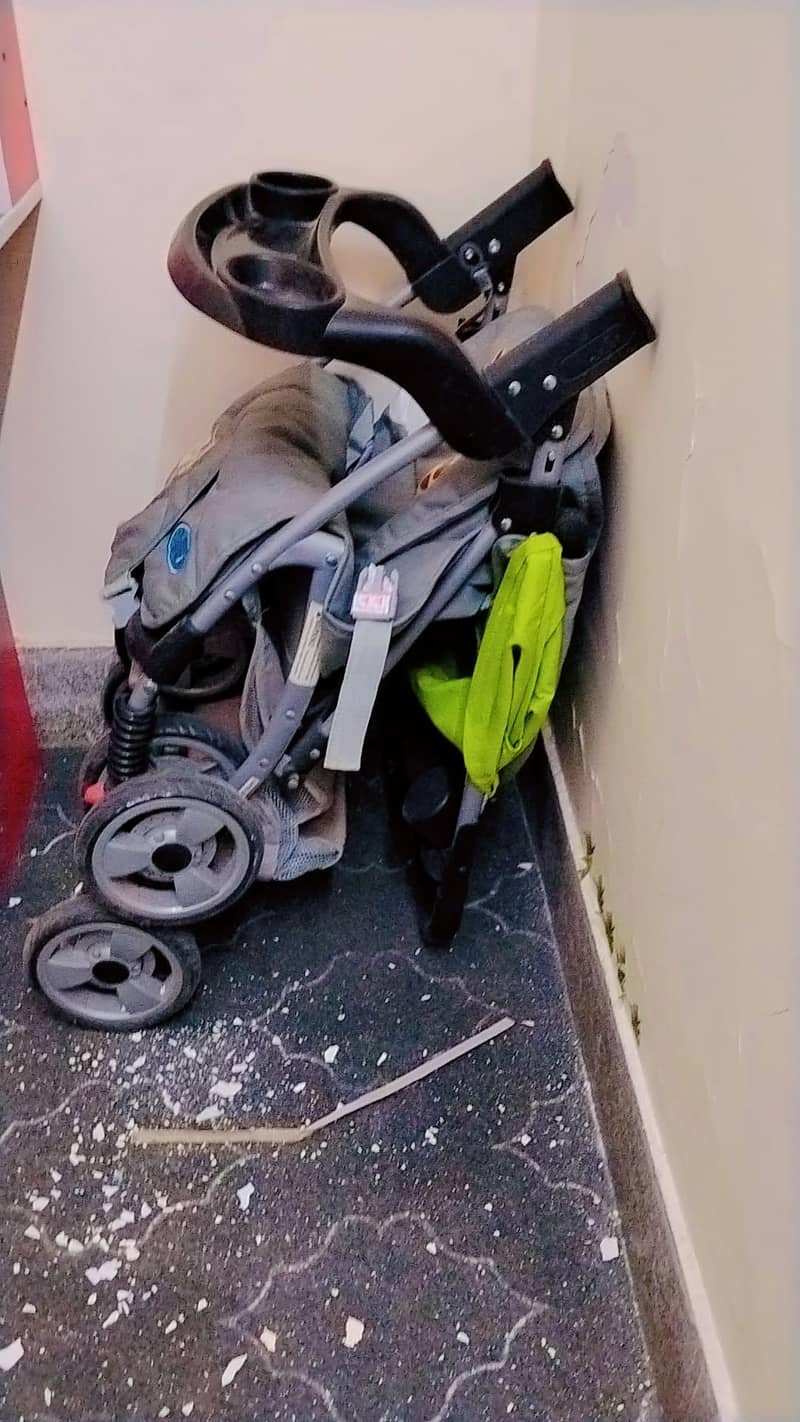 stroller/ pram 3