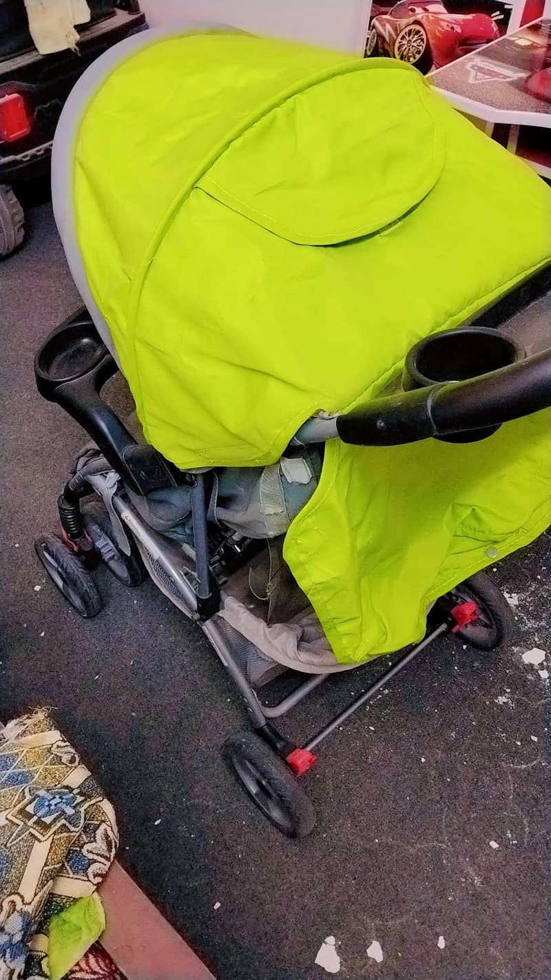 stroller/ pram 5
