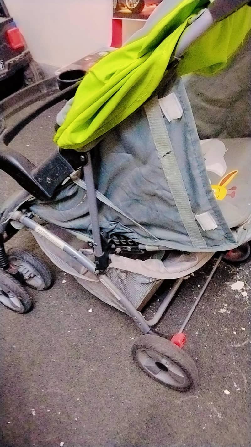 stroller/ pram 6