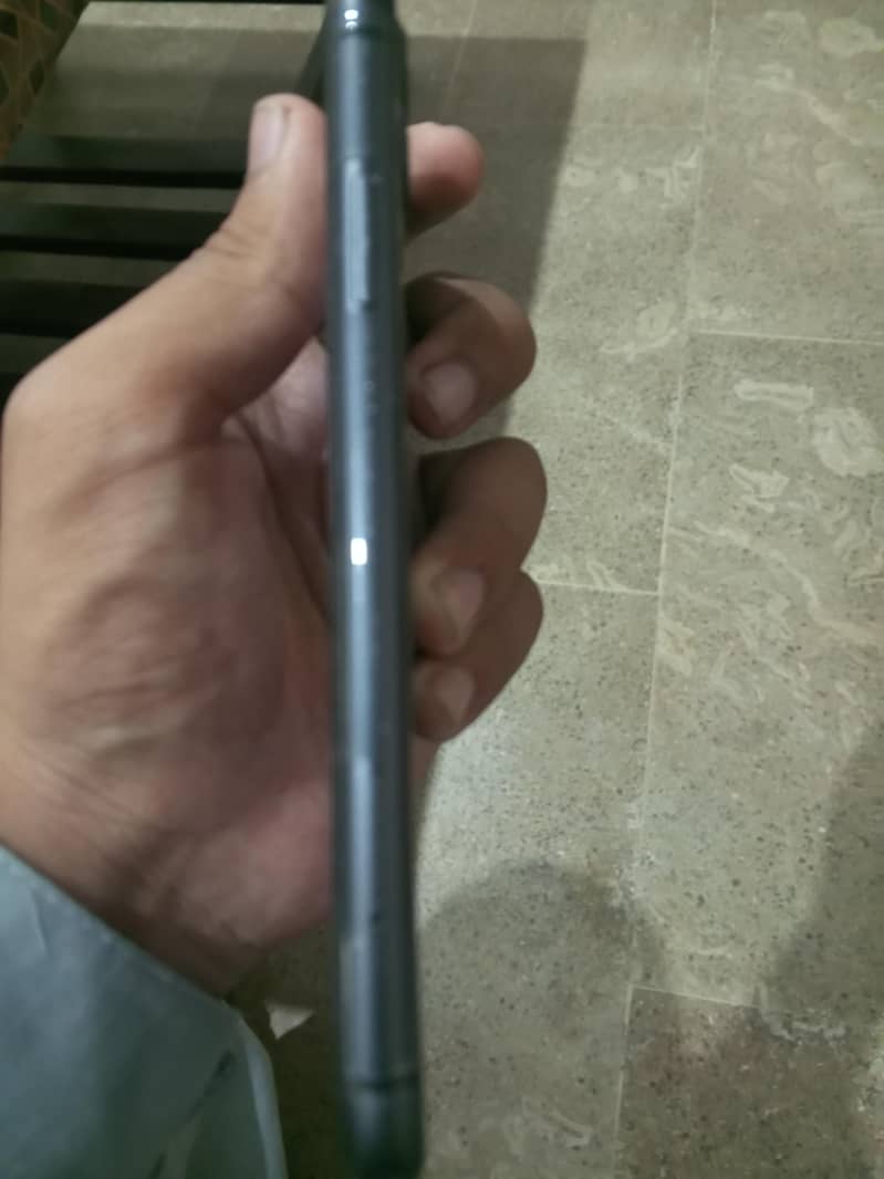 Apple iPhone 11 2