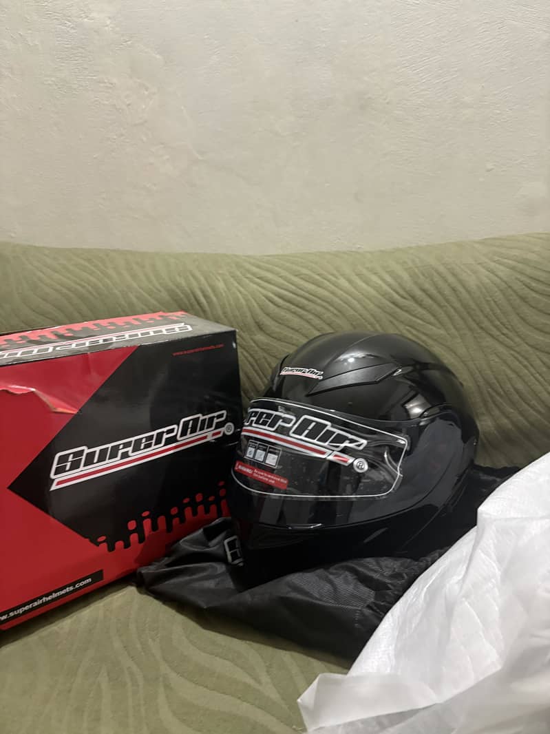 Helmet 0