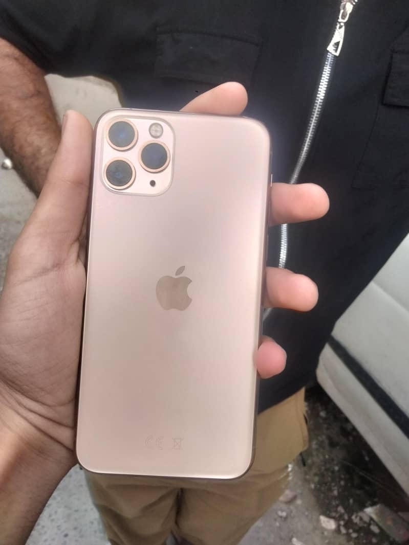 Apple iPhone 11 pro 0