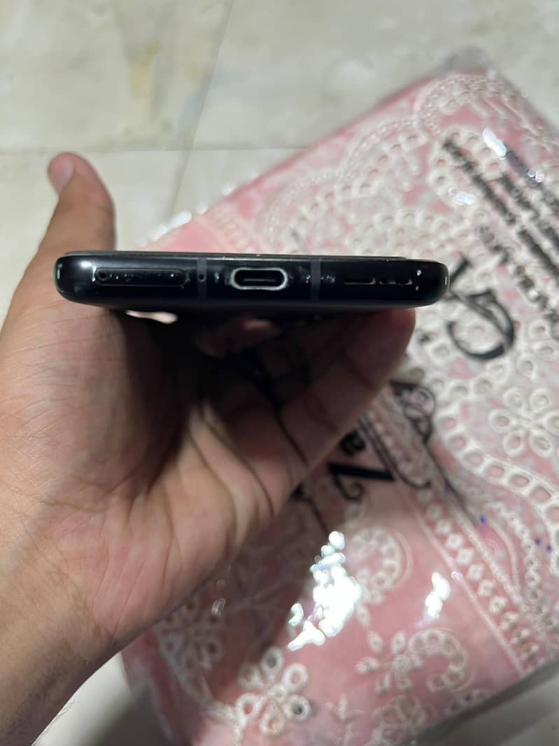 One Plus 9 Pro 4