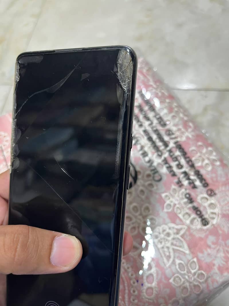 One Plus 9 Pro 8