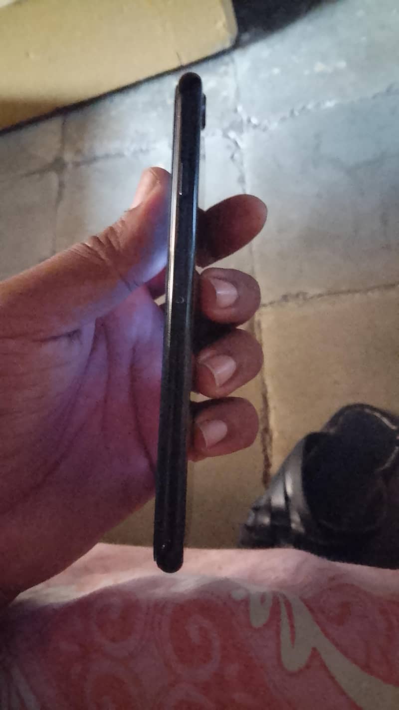 Apple iPhone 7 4