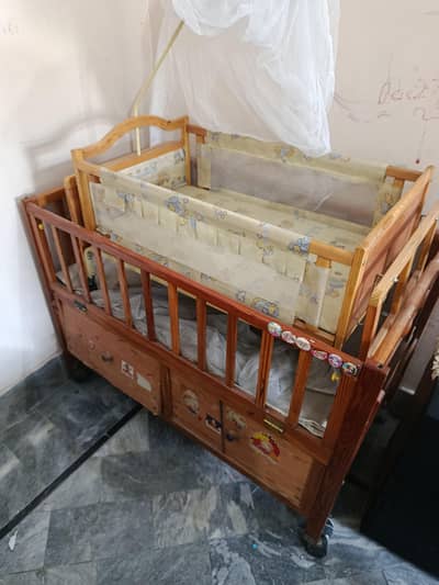baby cot with swing