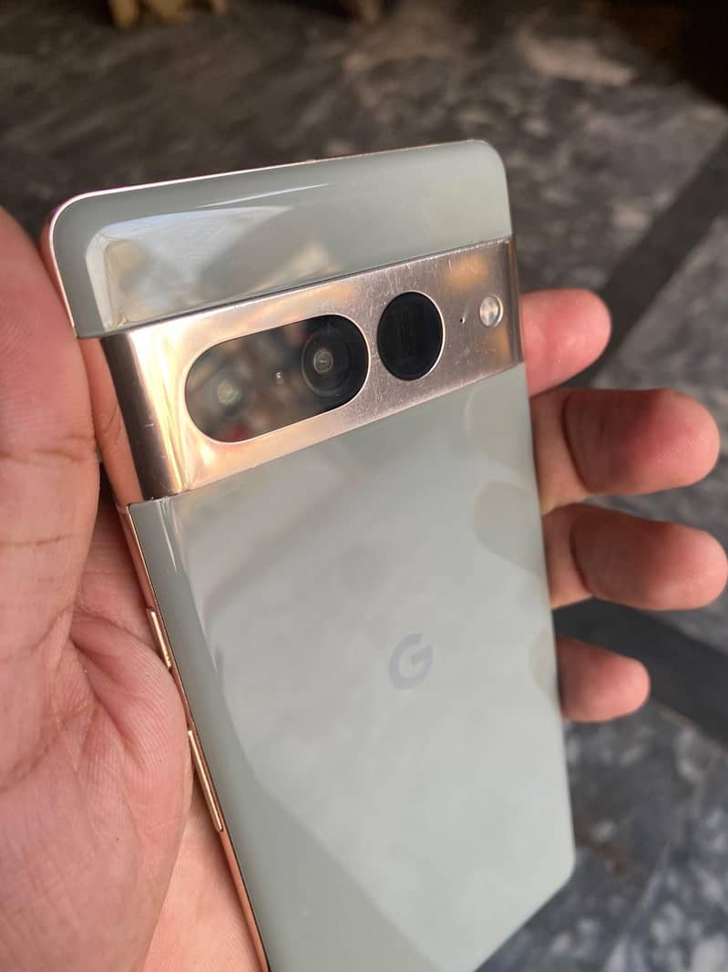 Google Pixel 7 Pro 0