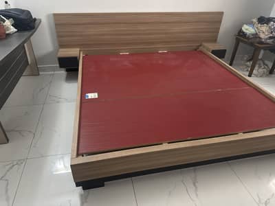 King side bed brand new