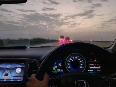 Honda Vezel 2015