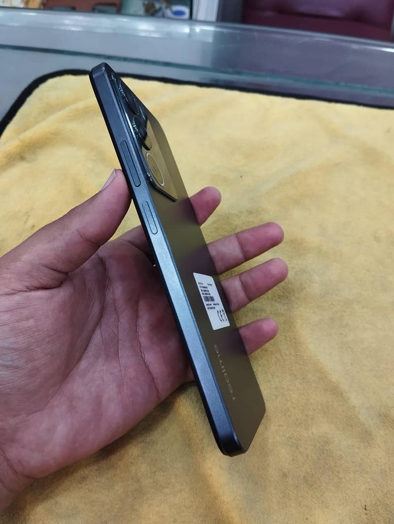 Realme C71 1