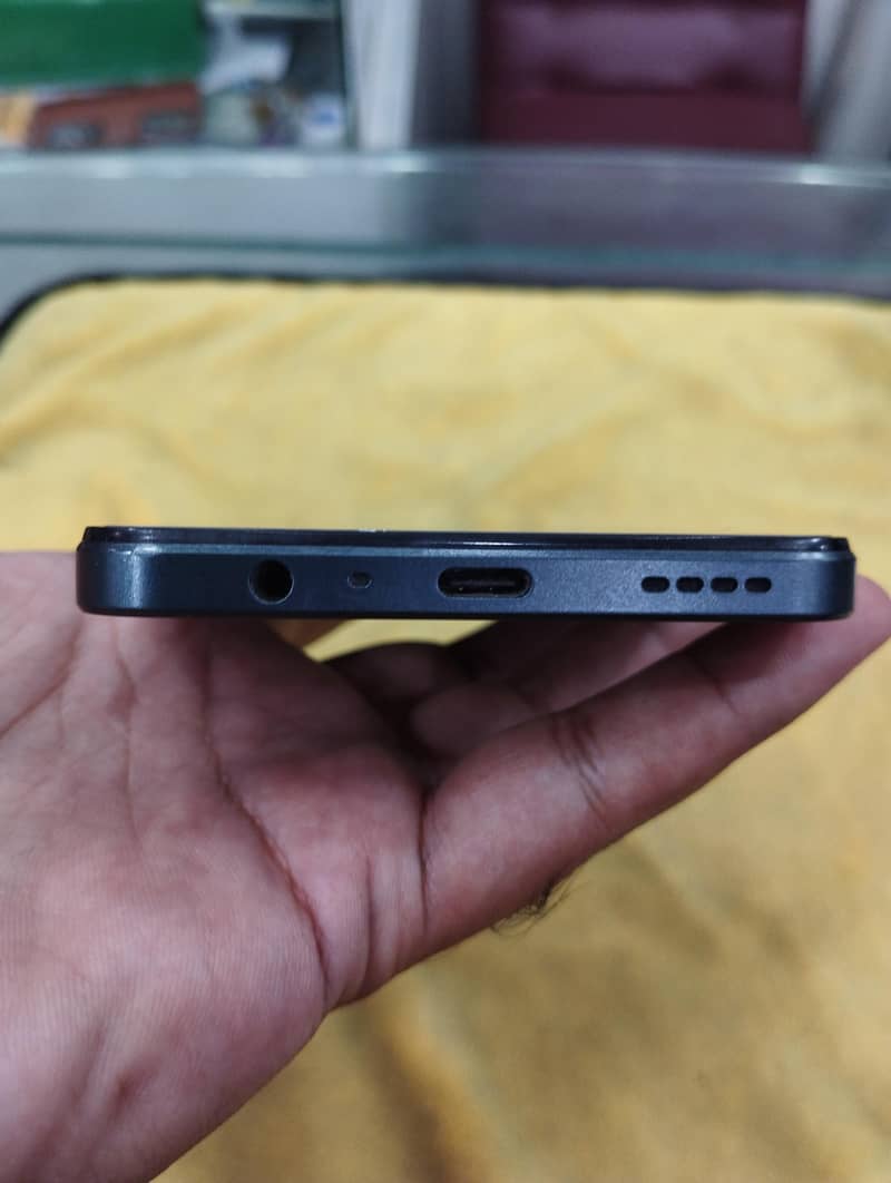 Realme C71 8