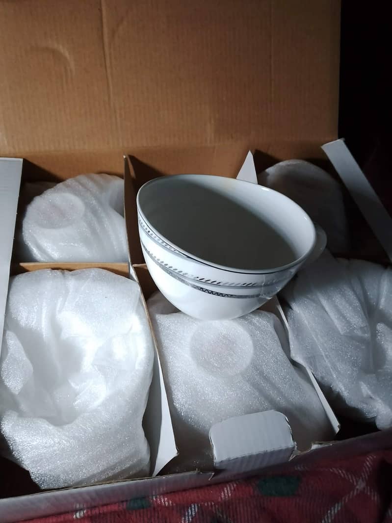 Dinner set 2