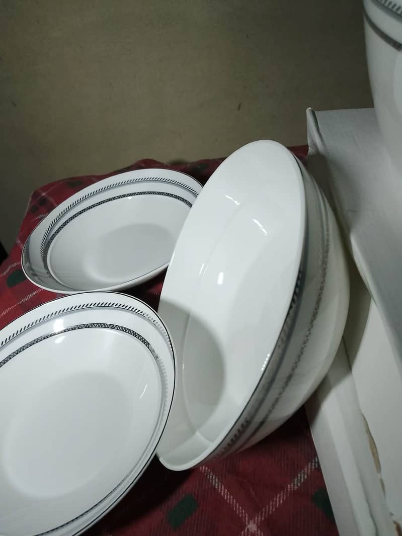 Dinner set 6