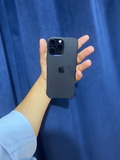 Apple iPhone 15 Pro Max 4 time charge