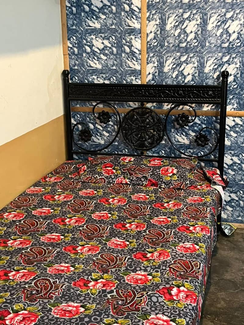 single beds 4
