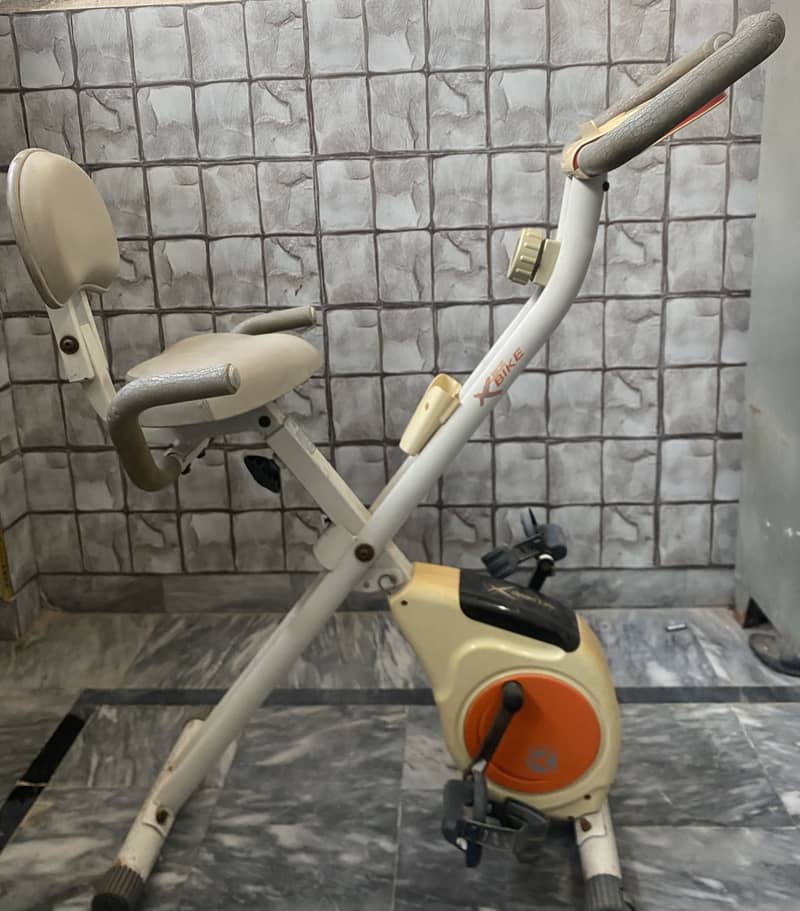 Cycling machine 0
