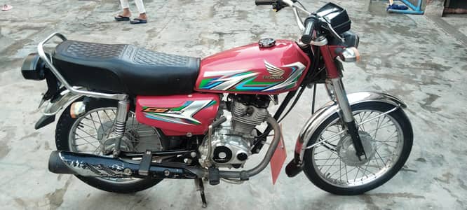 Honda 125 22/23 price final no behas 03091676016