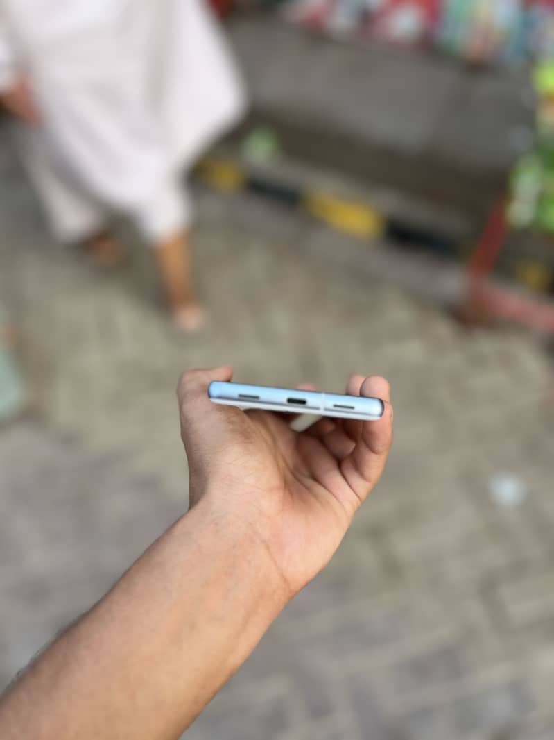Google Pixel 7a 3