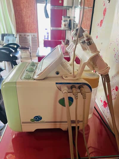 Hydra Facial Machine 7 in 1| Like New Condition | Salon Use |