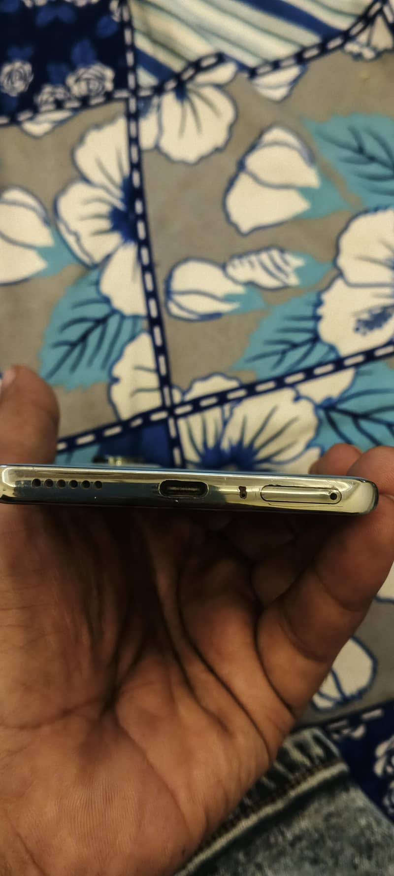 Tecno CAMON 40 Pro 5