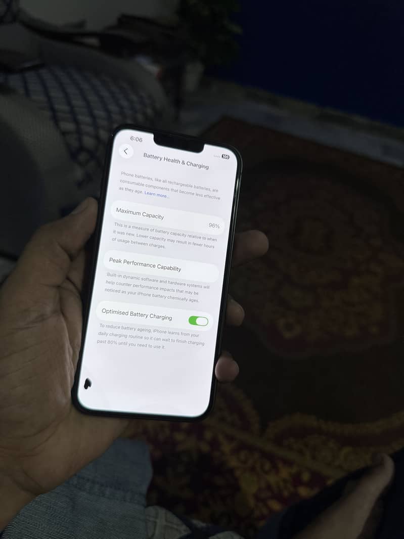 Apple iPhone 13 6