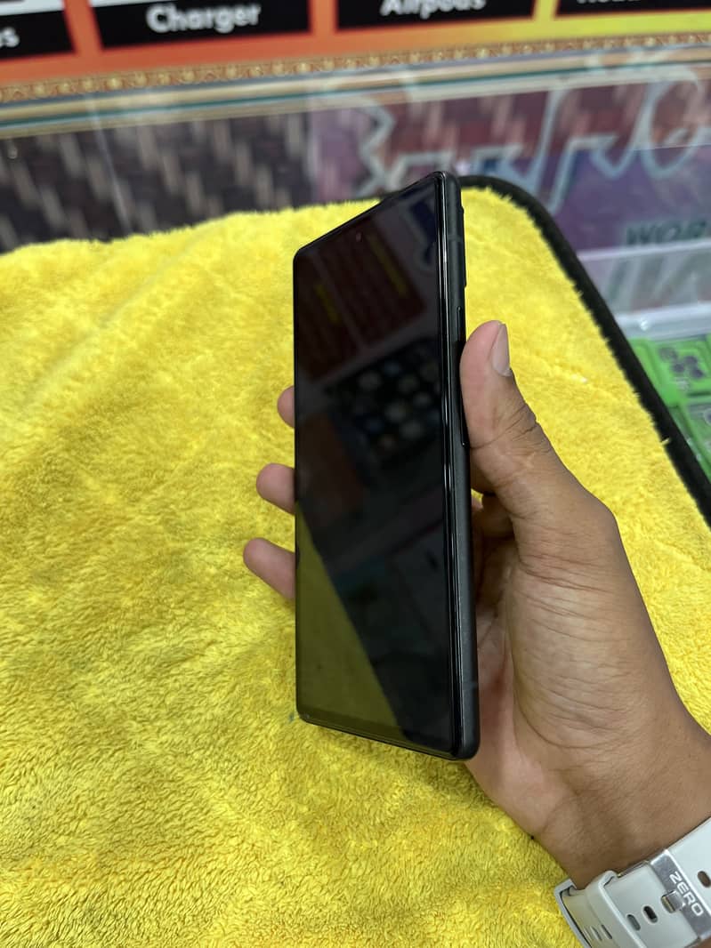 Google Pixel 6 3