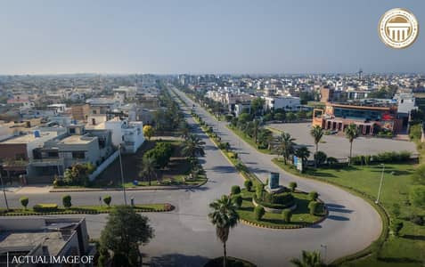 B Ext 5 Marla Hottest Location Plot For Sale !