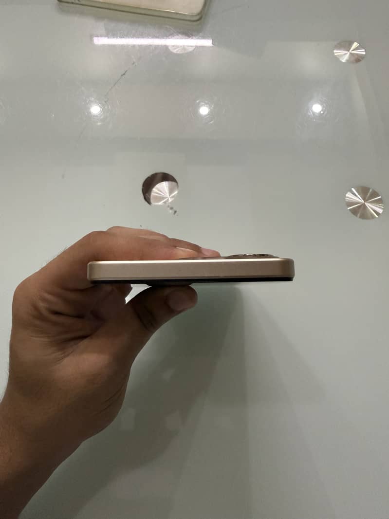 Realme note 70 4