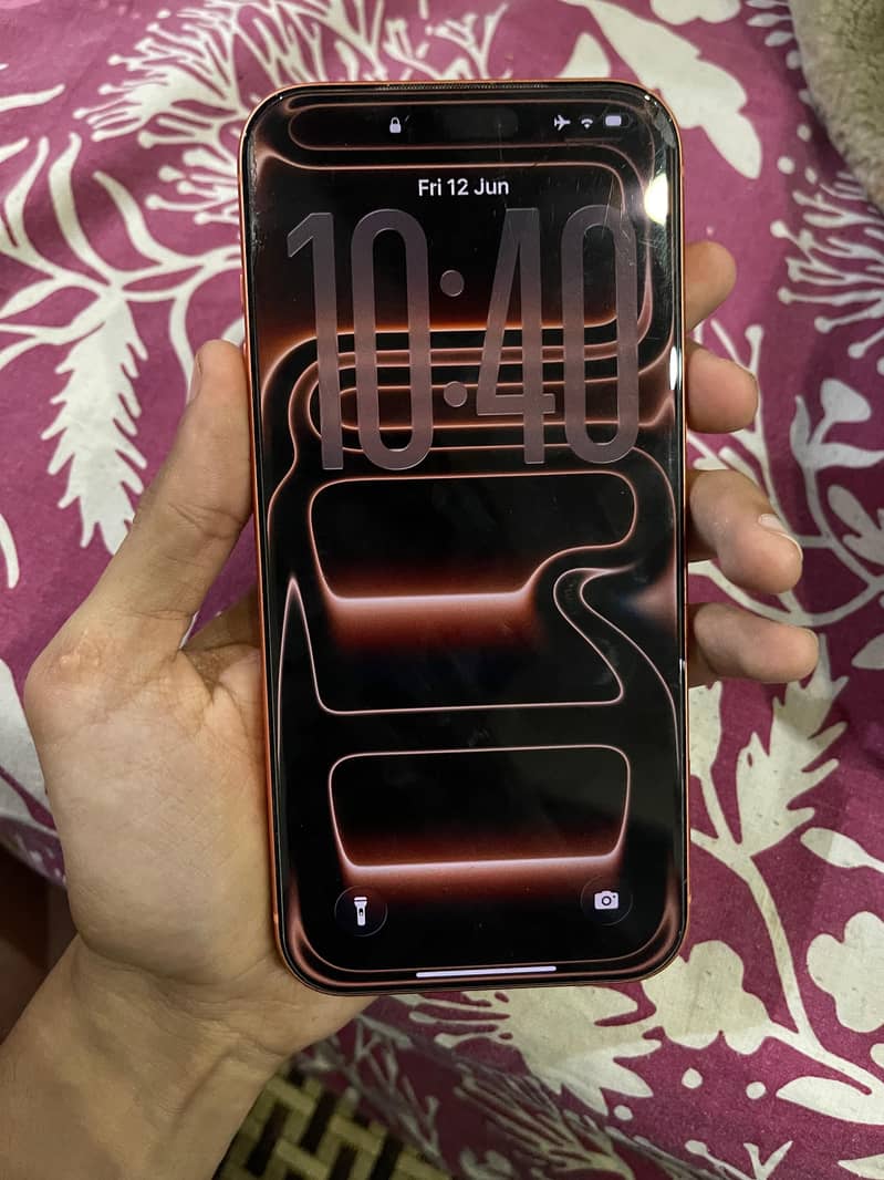 Apple iPhone 17 Pro Max 6