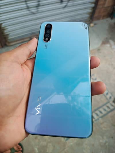 Vivo S1