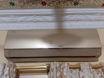 Gree Inverter Ac 1 Ton