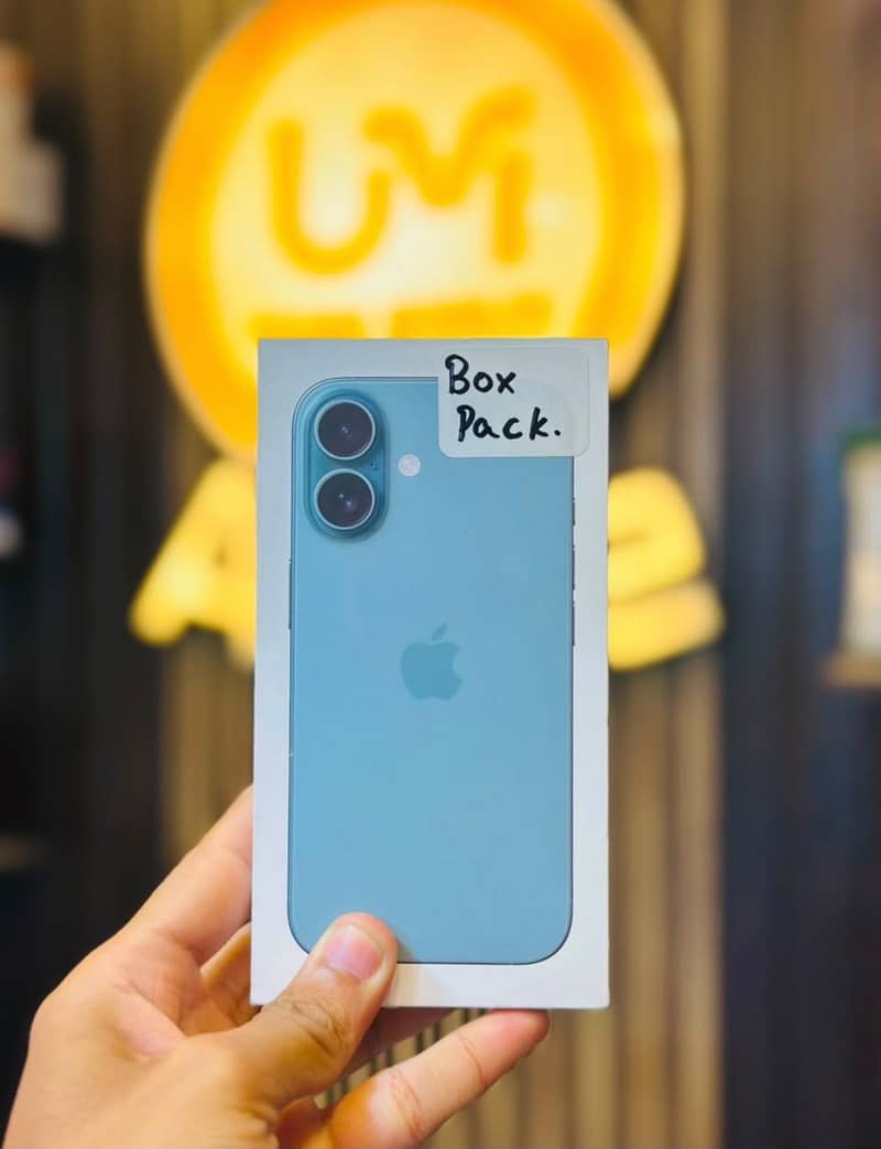 Apple iPhone 16 0