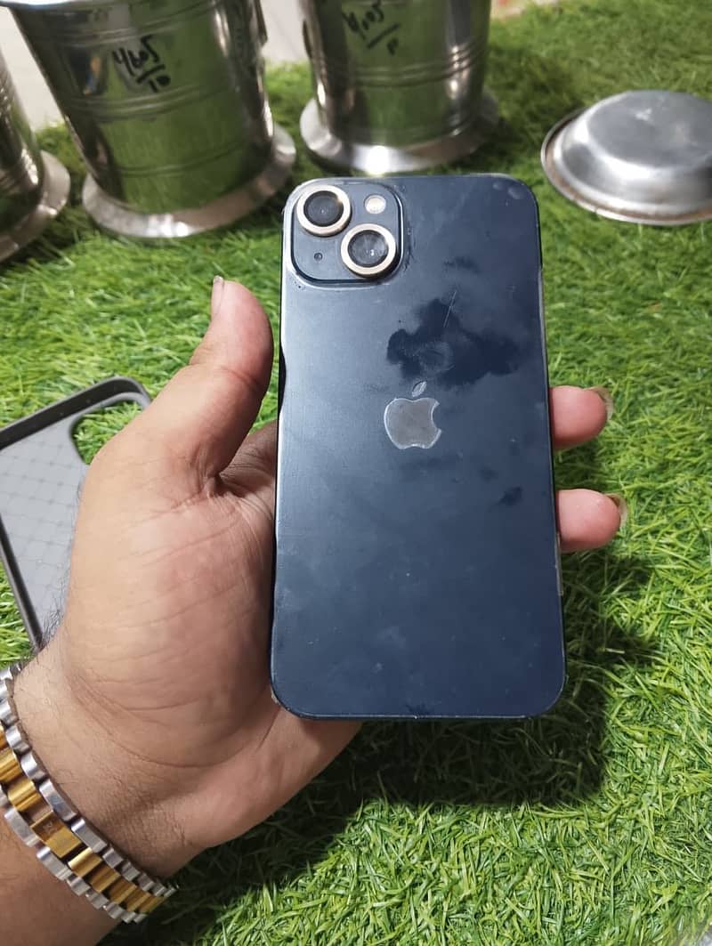 Apple iPhone 13 2